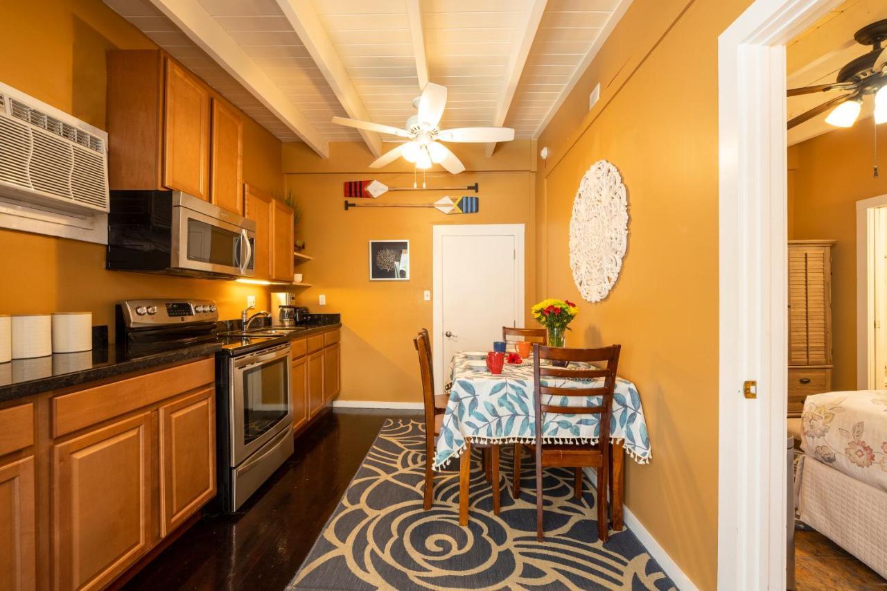 Two Bedroom Pool-Side Queen Villa