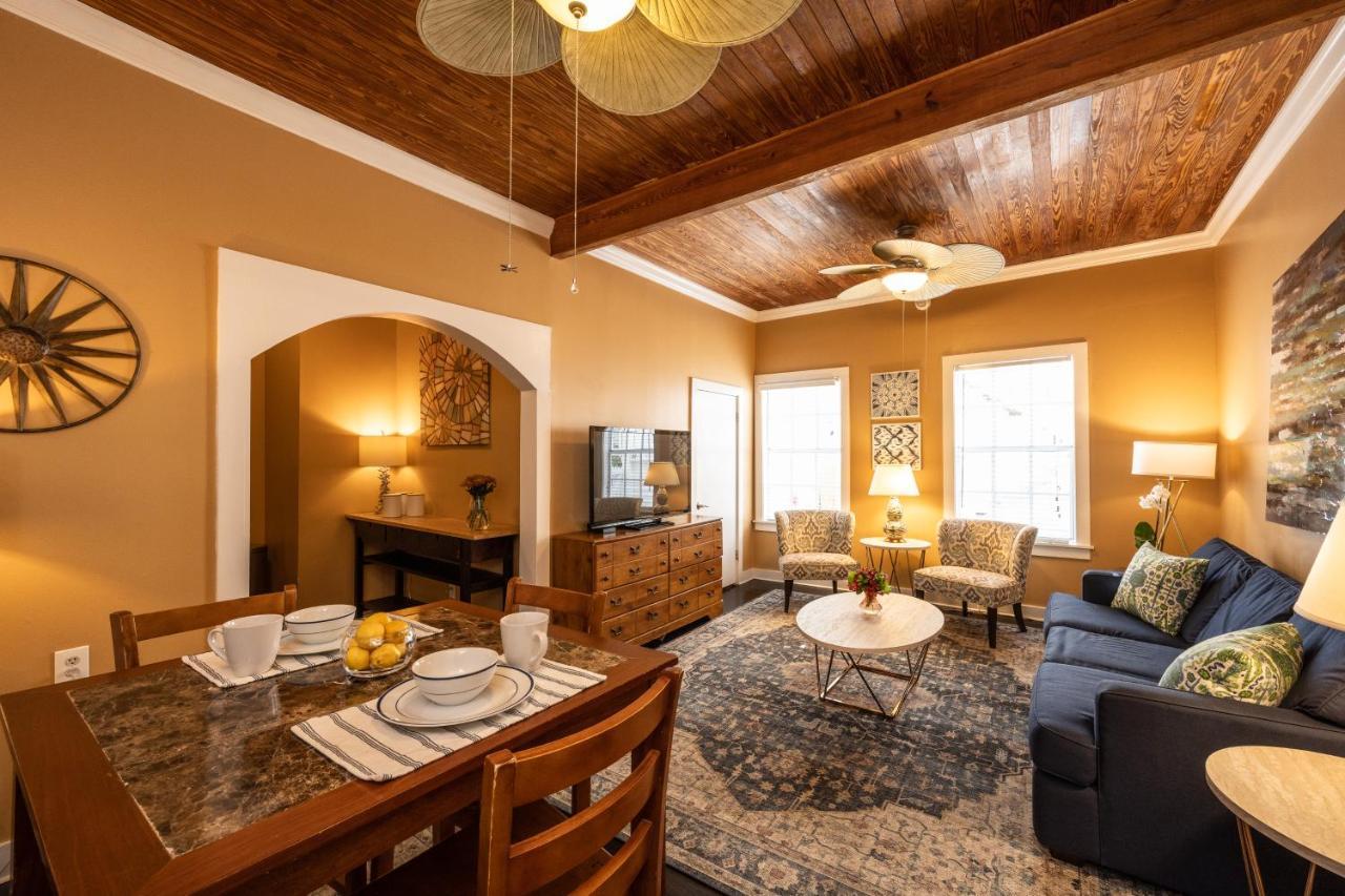 One Bedroom Queen Villa Private Porch
