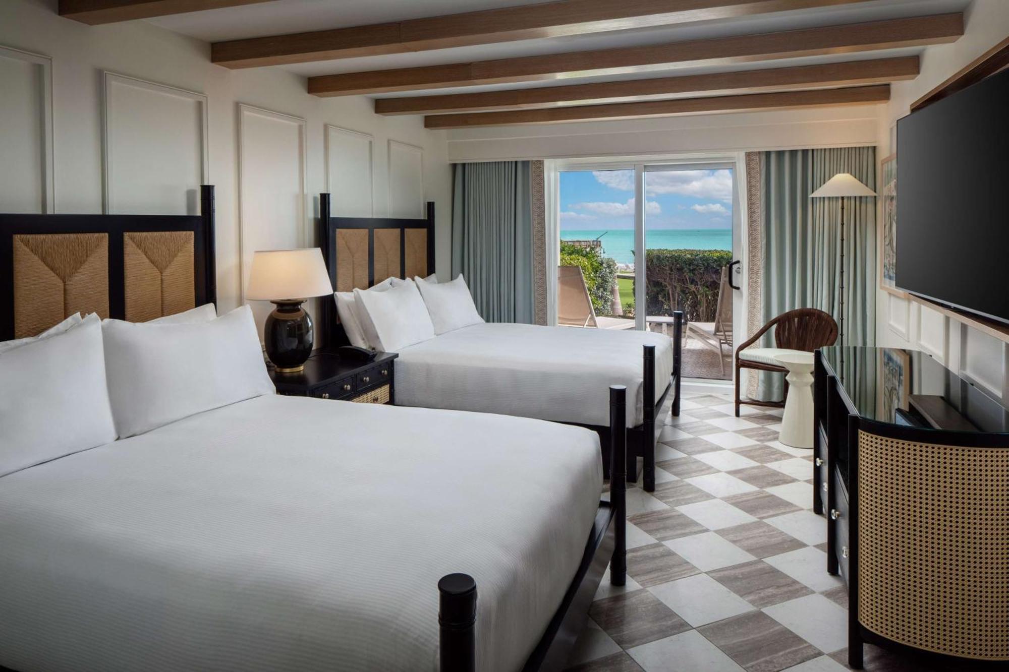 Queen Room Two Queen Beds Beachfront Walkout
