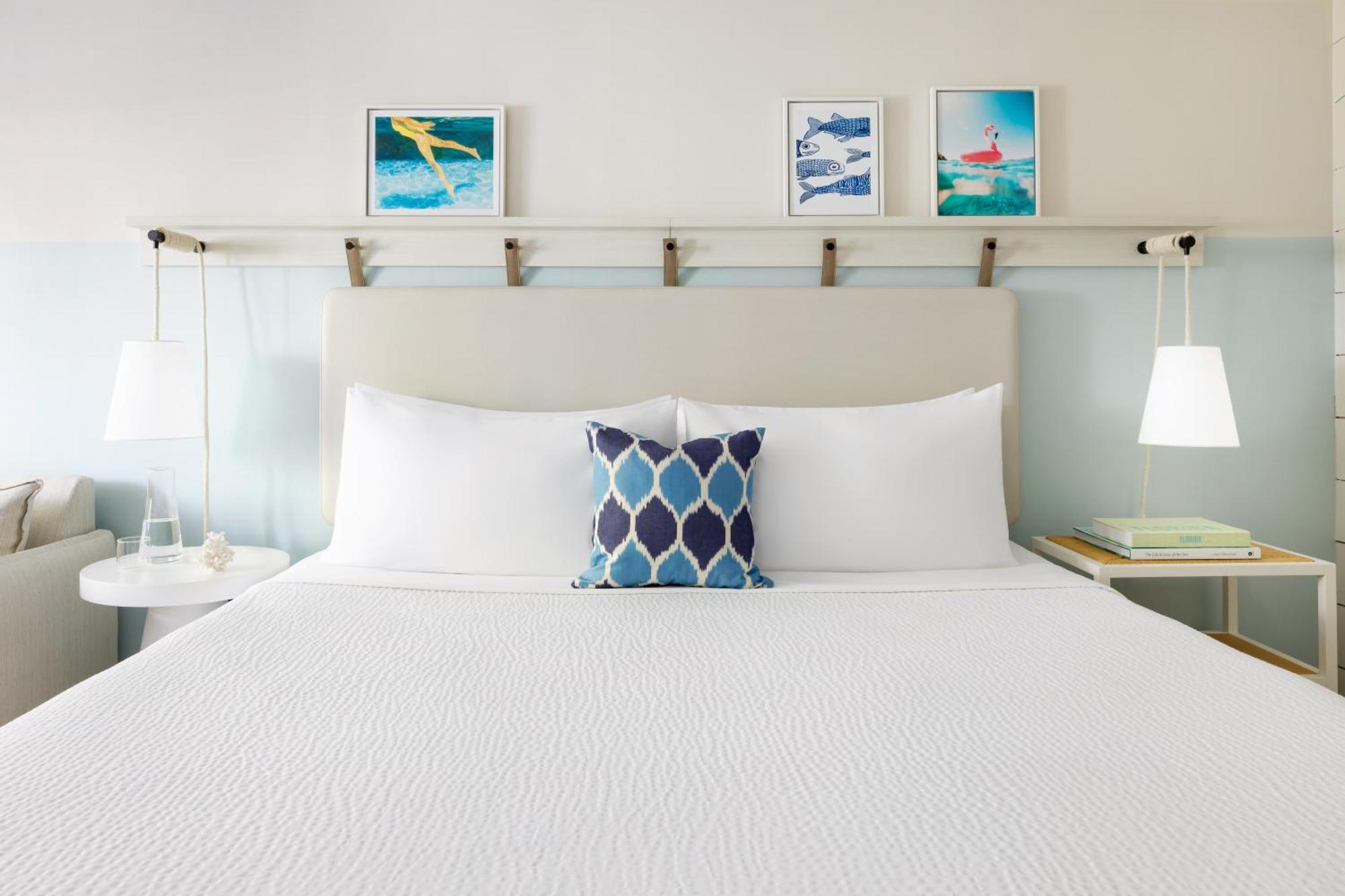 One Queen Bed