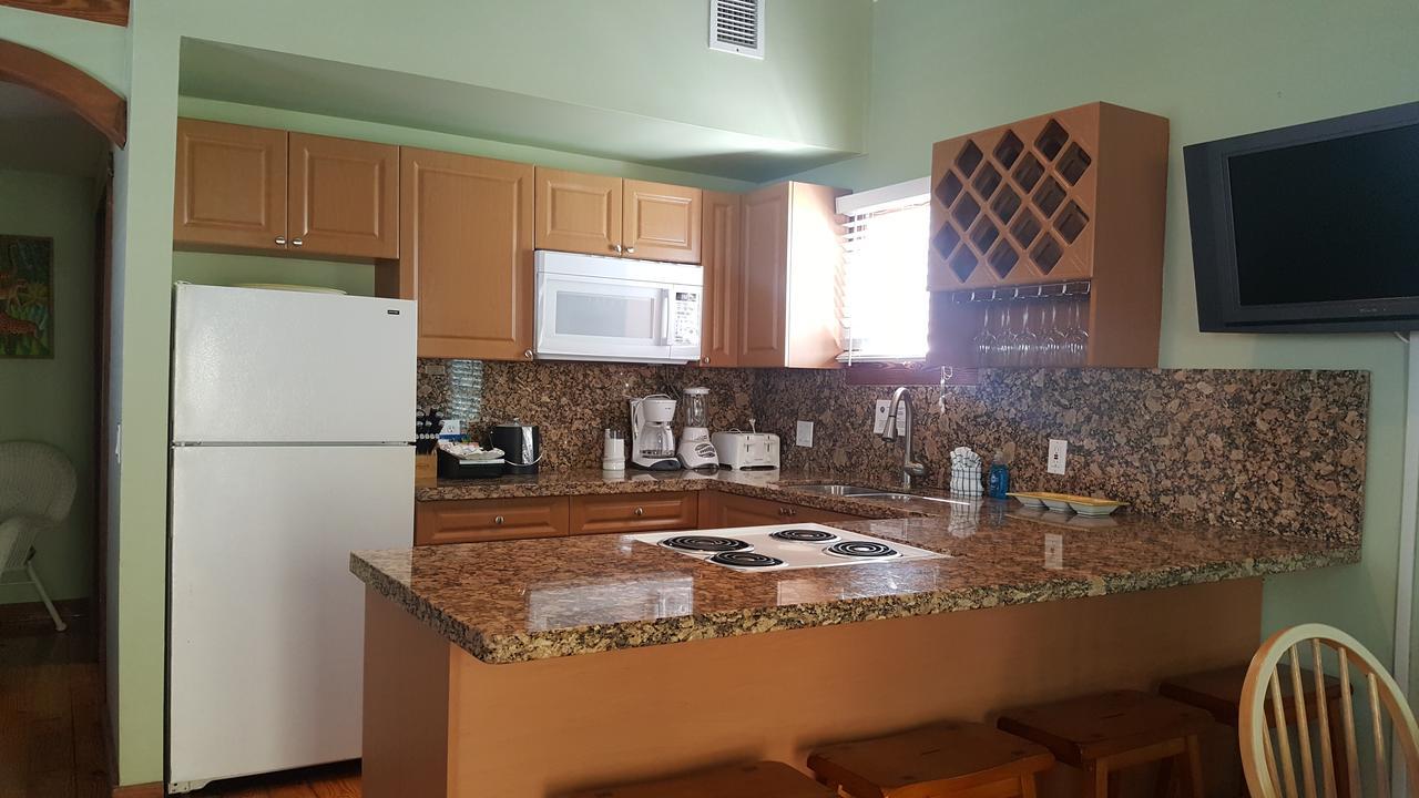 Family Cottage ( Unit C4)