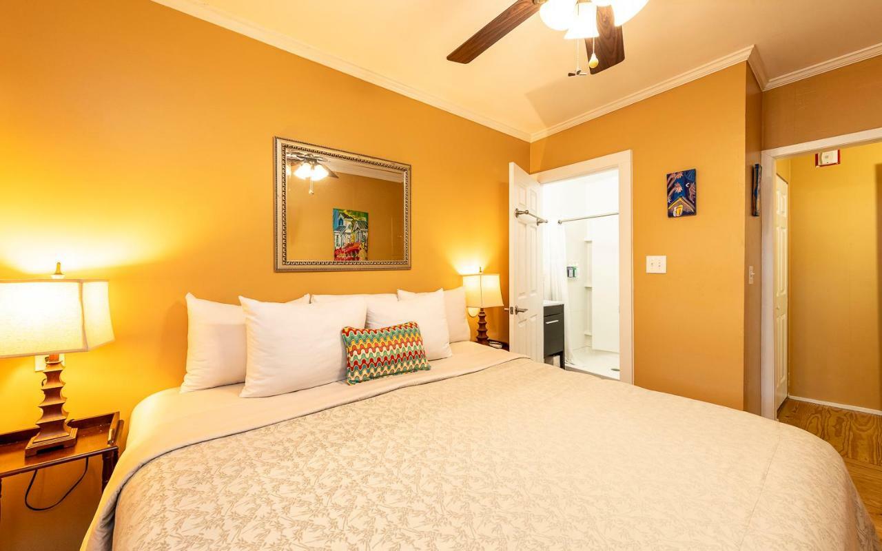 Two Bedroom Pool-Side King Villa